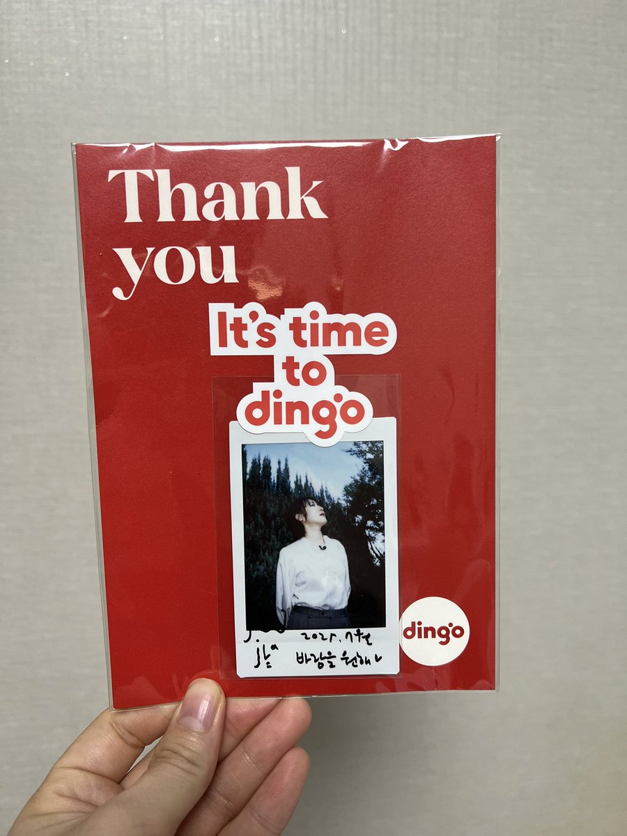 lifehadtogoon's tweet photo. 선우정아 체크인라이브 폴라로이드 📷
나무 배경이 너무 잘 어울려요.. 색감 때문에 새벽의 숲 같기도 하고 🥹🌲
바람을 원해 🍃
#withdingo #위드딩고 #선우정아 #체크인라이브 https://t.co/vFdvH7QSJw