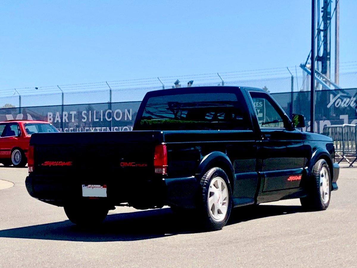 SFcarspots's tweet photo. #TruckinTuesday Spotted this cool 1991 GMC Syclone Turbo AWD Pickup: 1 of 2995 units in 1991 #GMC #GMCTruck
#GMCSyclone #Syclone
#GMCMotorDivision #GM #GeneralMotorsCorp #AmericanPickup #AWD #carspotting #Carhunting #SFcarspots Spotted 07/08/2025 RADwood 2025, PayPal Park https://t.co/jZGtiGiGkX