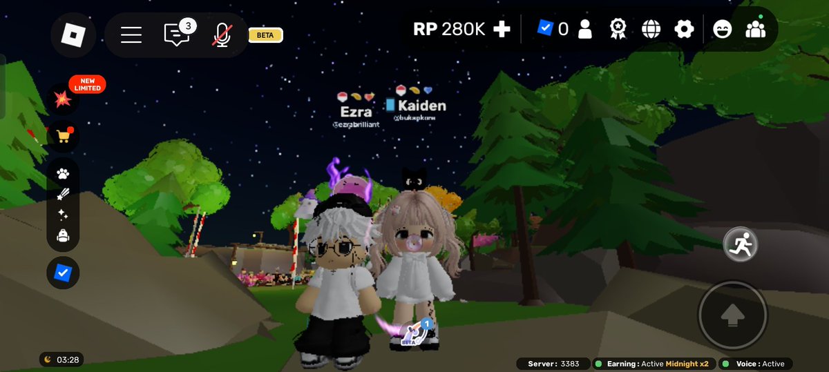 pluohy's tweet image. Memotret orang afk tidur, taunya duit dia ga nambah