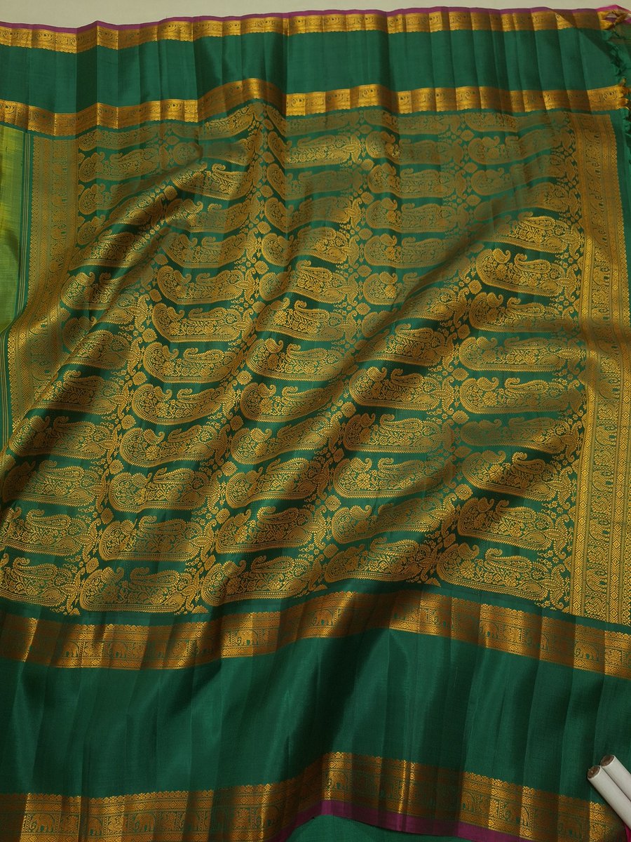 GO2Peak's tweet image. Namaskaram 🙏. Shubha Budha Vaara. 

Authentic korvai handloom silk saree. 100% #Puresilk assured by @silkmarkindia handloom Mark by @dchandlooms01. @TexMinIndia 

Directly from loom. Save a lot. Support the weave directly...