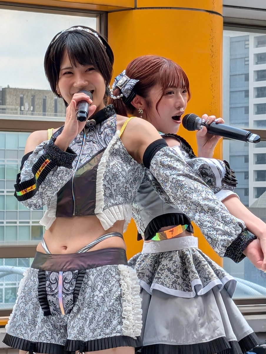 bsp______'s tweet photo. 今日でりっちゃんと初めて会ってからちょうど２年✌️
ということで午後休を取って飲みにきました🍺

ついでに先日のリリイベで撮った下手な画像もあげさせてもらいます🙇 https://t.co/yNUq3Vx7Cg