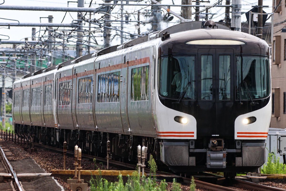 8/13(Wed)東海道本線 683系0番台 W32編成/しらさぎ6号:名古屋 HC85系D5