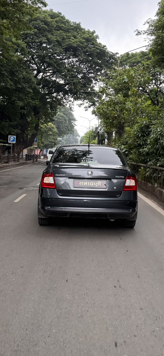 skyy_sumit's tweet photo. Location: Anand mahal road, Adajan, Surat
Time: 11:16 am
@CP_SuratCity @TrPoliceSurat @sanghaviharsh 

Skoda Rapid, was found to have both front and rear number plates displaying the word “RAMADHANI” instead of the legally registered number. #surat #suratpolice #illegal https://t.co/Mpi1knpTTe