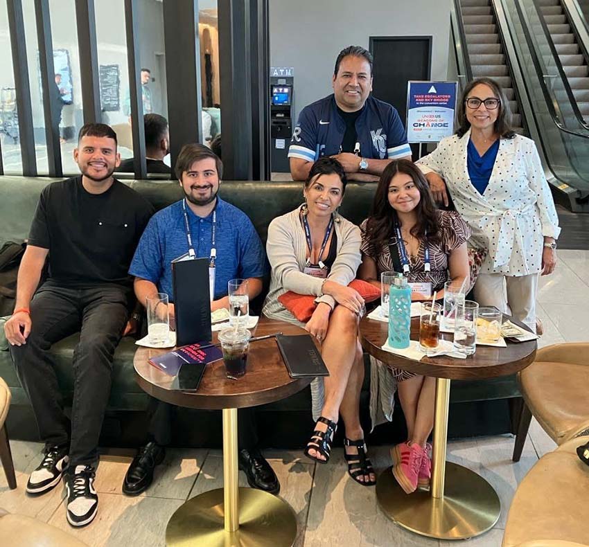 redlatinastl.com/noticia/st_lou…
Construyendo un Futuro Inclusivo: Reflexiones desde UnidosUS 2025 y el Liderazgo de St. Louis
Building an Inclusive Future: Reflections from UnidosUS 2025 and the Leadership of St. Louis <a href="/WeAreUnidosUS/">UnidosUS</a>