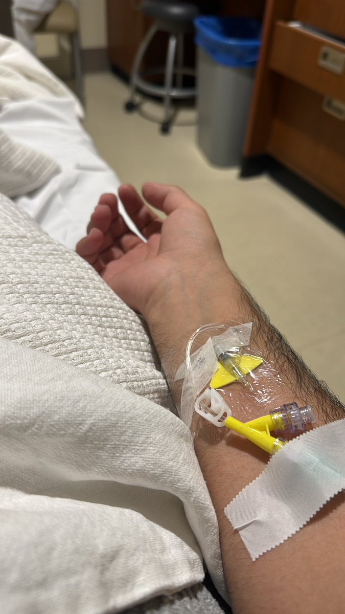 اللهم اني اسألك ان تجعل الكيماوي برداً وسلاماً على جسدي كما جعلت النار على نبينا ابراهيم برداً وسلاماً
لاتنسوني من دعواتكم اخواني الغالين❤️