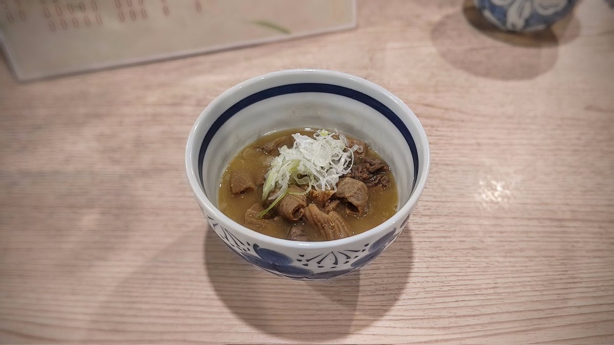 mrchilodren's tweet photo. 東京都 杉並区 高円寺南
『立呑み酒場 ももや』
◎ おつまみ
🍲 煮込 300円
🐟 生まぐろ山かけ 300円
Cash on Delivery
#高円寺 #立ち飲み #立ち呑み #standingbar #居酒屋 #飲み屋 #酒場 #izakaya #tavern #popularizakaya
#もつ煮込み #モツ煮込み #鮪 #マグロ https://t.co/AC4RjiZqfL