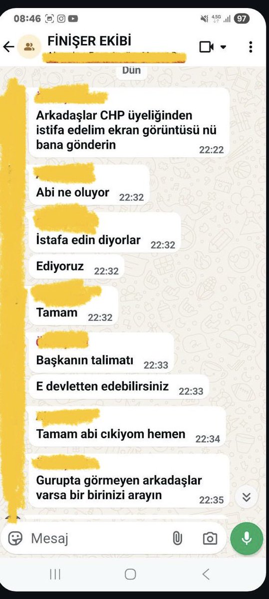 Aydın Büyükşehir Belediyesi çalışanlarının WhatsApp konuşmalarından kareler geliyor… 
“Arkadaşlar CHP üyeliğinden istifa edelim. Ekran görüntüsünü bana gönderin. Başkanın talimatı…”