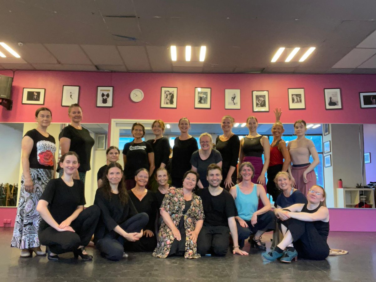 Muchas gracias @northernflamenconetwork por estos dos días de Arte.
Todo mi cariño  para el Flamenco en Helsinki.
💛

Hasta pronto!