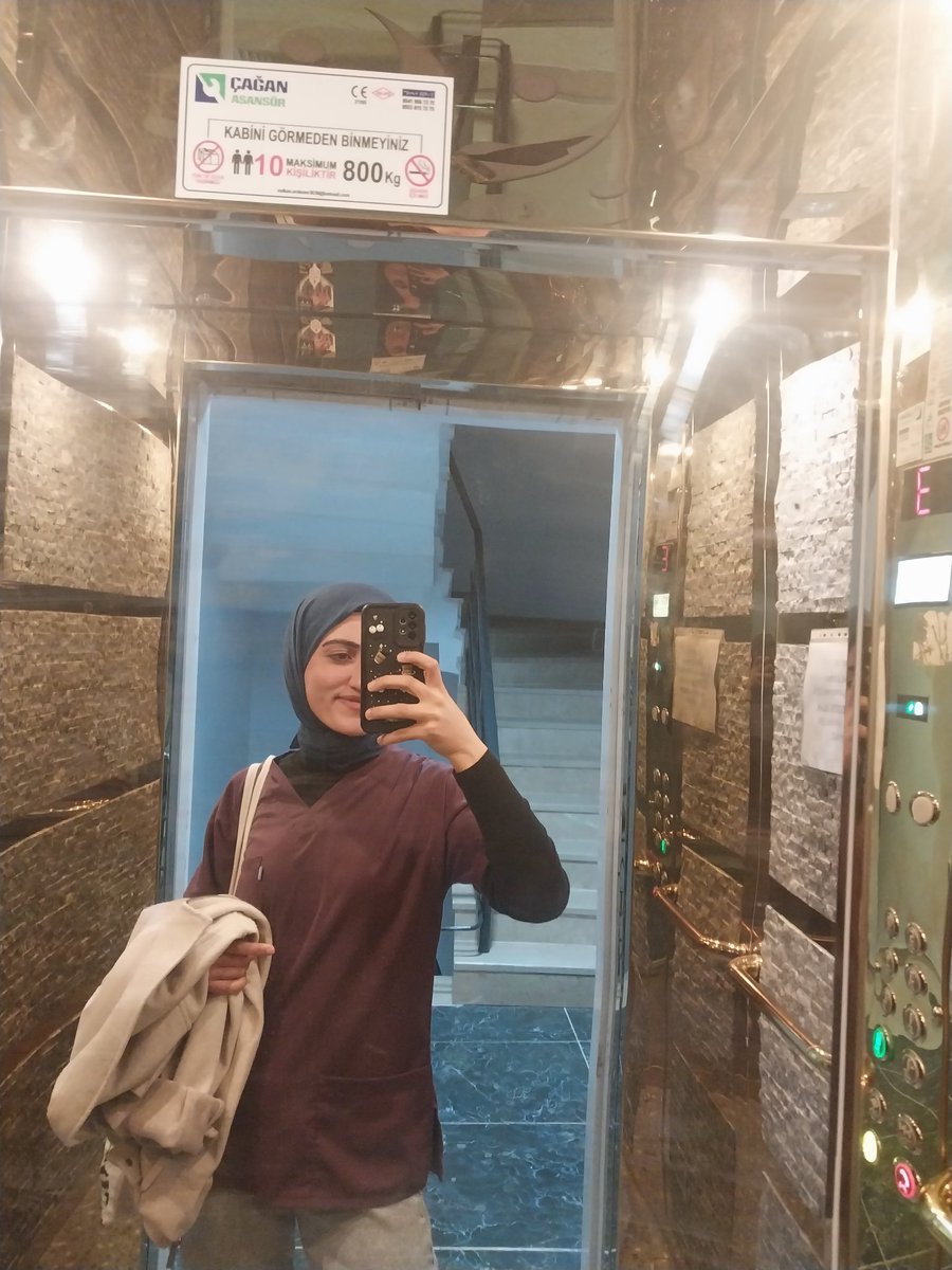 Hissetmiyorum ama gene de seviyorum ulan seviyorum