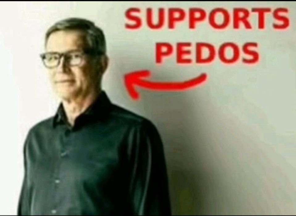 Roblox and their CEO would rather defend pedos than take down "dating" games