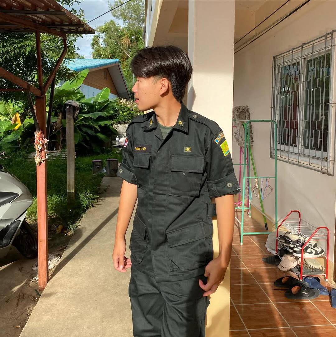 ร.ด.เด็กไทยผม(ไม่)เกรียน (@iamrotcs) on Twitter photo 