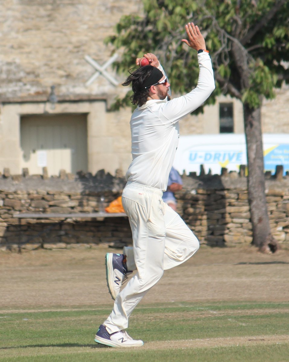 🔊 Wiltshire CCC Men's 1st XI charge to victory over <a href="/DorsetCricket/">Dorset Cricket</a> in <a href="/NCCA_uk/">NCCA (National Counties Cricket Association)</a> Championship

🏏 Wiltshire's Men, led by captain Ed Young, bowled themselves to victory on the final day at <a href="/corshamcc/">Corsham Cricket Club</a> to claim their first Championship win of the season

🔗 wiltshire-ccc.co.uk/news/2025-08-1…