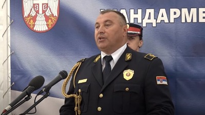 Dragane Vasiljeviću, uništio si policiju, od nje si napravio jedinicu koja služi šefu organizovane kriminalne grupe i štiti kriminalce.

Kad sve ovo prođe dovoljno je da se tebi i tvojim potčinjenima sudi po zakonu, a to znači robija za tebe, Krička, Kosovića, Marića...