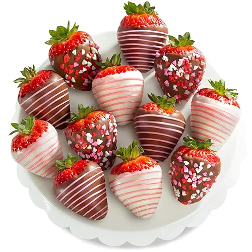 starvexia's tweet photo. I just received A Gift Inside The Original Love Berries Chocolatey Dipped Strawberries - 12 Berries - Milk and White Dipped Berries from ajaxfox via Throne. Thank you! https://t.co/76WLgjZKw1 #Wishlist #Throne https://t.co/IYrEH7TihM