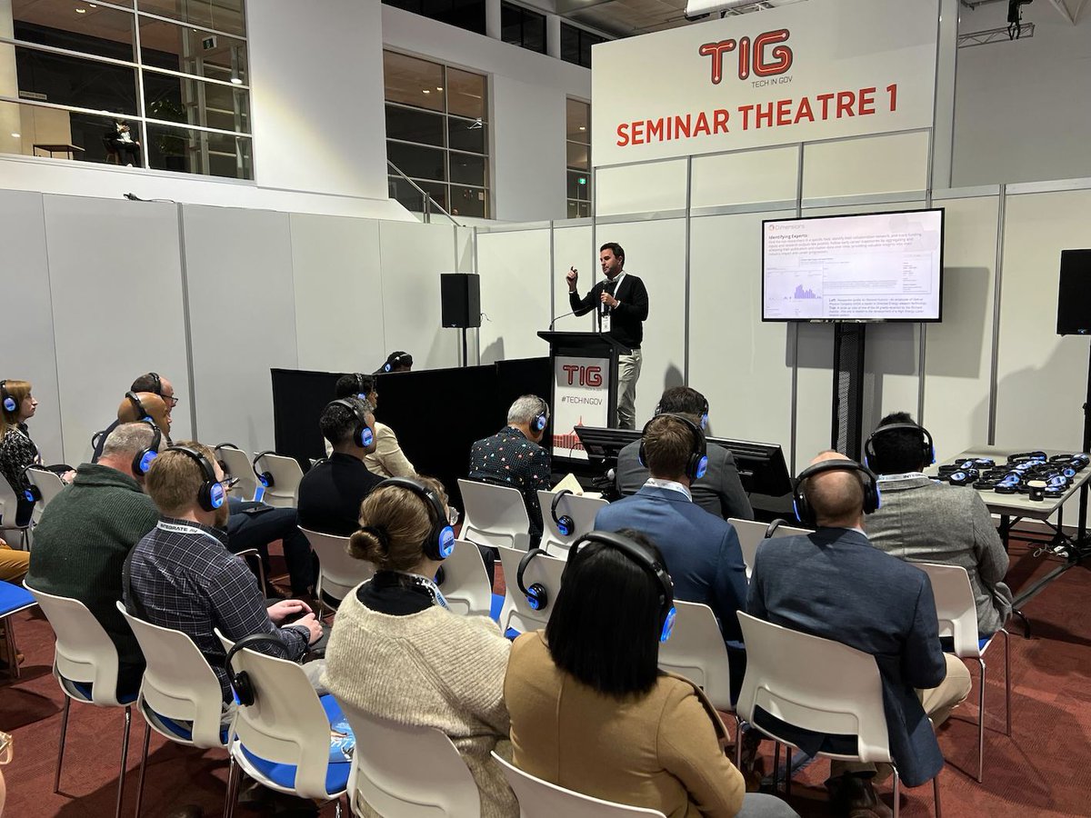 digitalsci's tweet image. 🌟 Anthony Dona&apos;s talk on the power of @DSDimensions has been well received at @Techingov_AU in Canberra, Australia.

Thanks to everyone who saw him speak &amp;amp; visited our booth! #TechInGov

🔗 See more about our attendance at events near you: ow.ly/BZY650WF2Sr