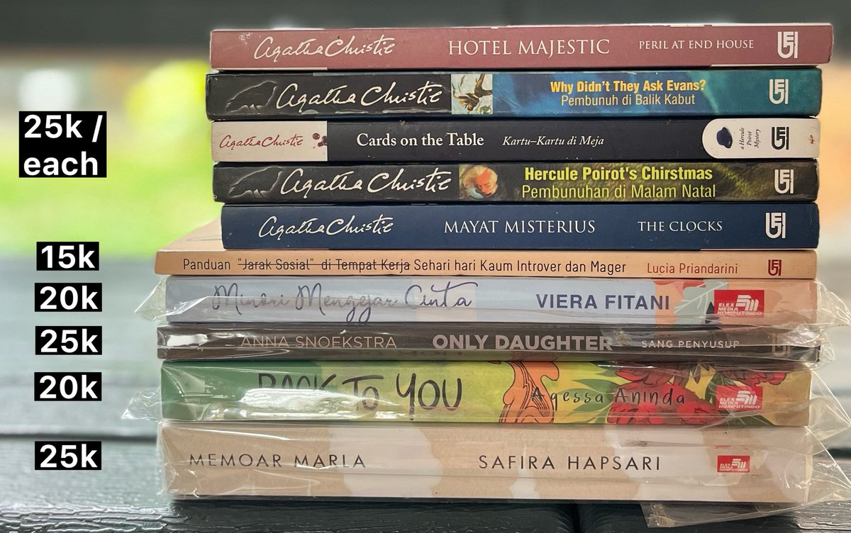 haucls's tweet photo. wts want to sell buku novel

- as always i love
- belenggu ilse
- french silk
- tujuh hari untuk keshia
- envy
- dawai dawai ajaib frankie presto
- the it girl
- hotel majestic
- mayat misterius

📍bekasi
🍊shopee video ✅
❌ admin shopee https://t.co/4SN2l2M8hl