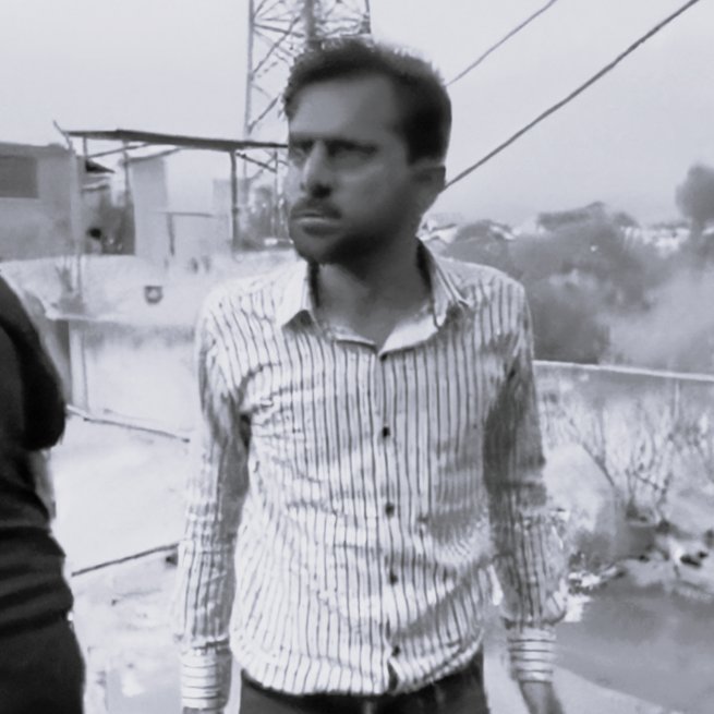گوپال میری بکری کھول کر لے گیا ہے
