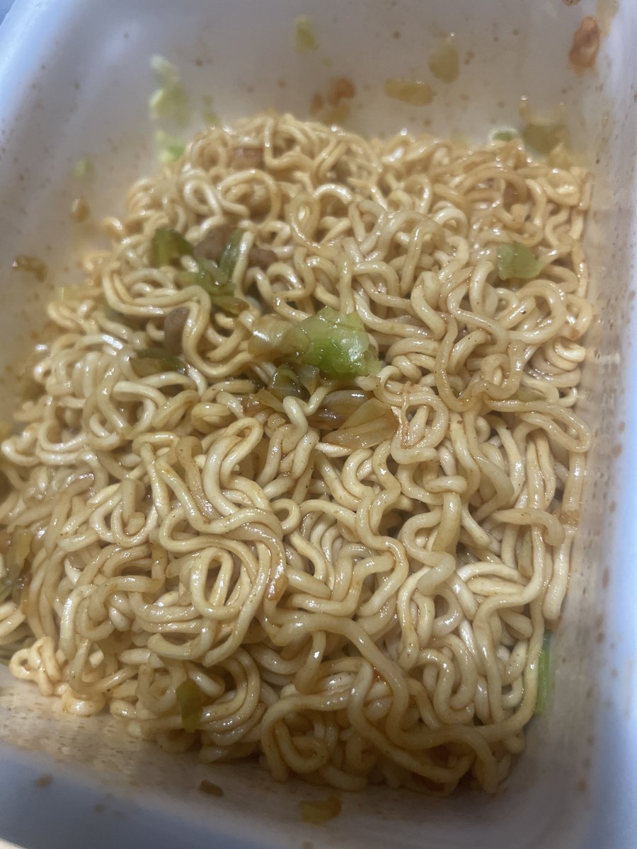 ペヤングやきそば 獄激辛 辛さ50%オフ
前回のは食べ切れずギブアップしたんやけど、今回は普通に食べ切れたので、確かに辛さは軽減してるのだと思う。
しかし唇腫れすぎて他のもの何食べても痛いww
辛辛魚や中本系と比べるとどうしても旨味が足りない気がするんだよなぁ。