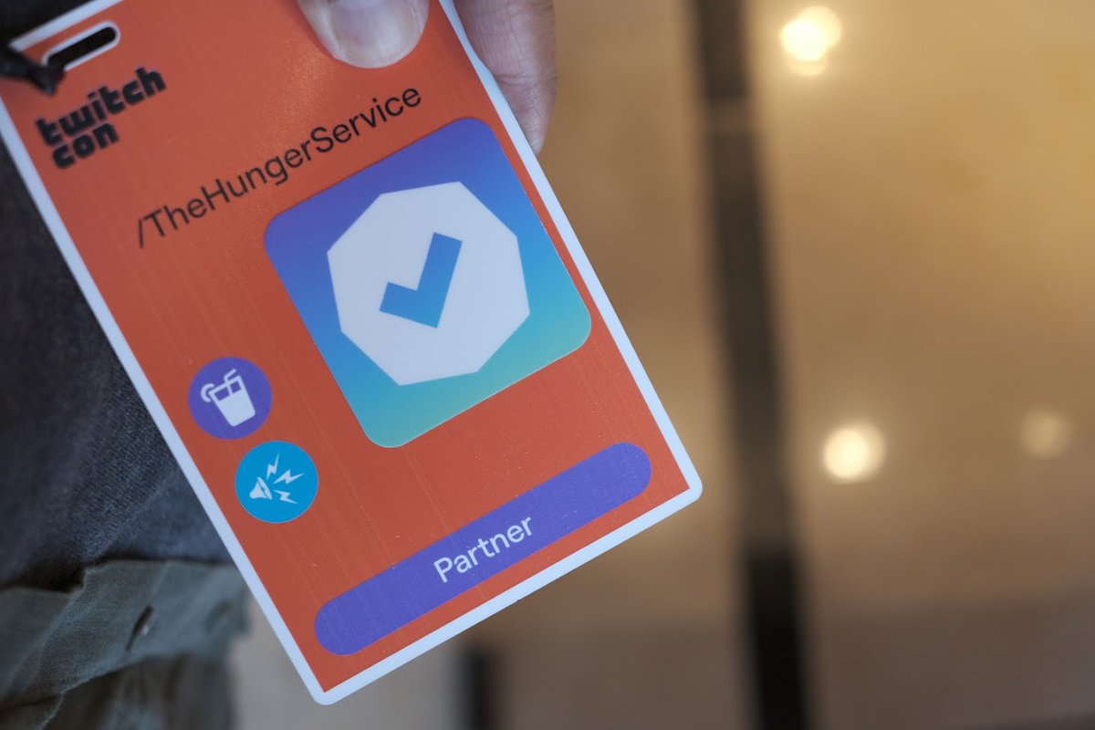 We're going back to TwitchCon this October 17-19th!  This will be my 7th TwitchCon, and I'm so excited to see all the friends there!

I'm honored to be doing a couple panels and workshops this year! 

For Tickets: twitch-web.app.link/e/fJ9yMG5JKVb