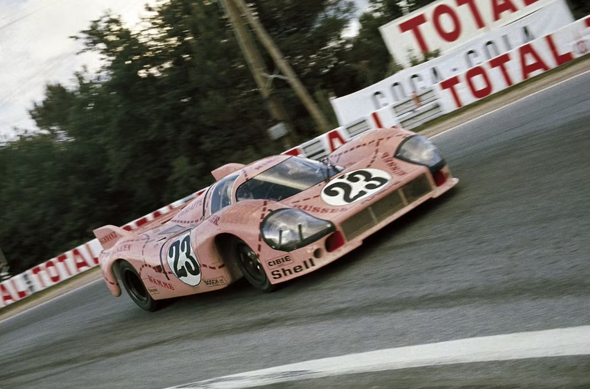伝説のピンクピッグが復活！🐷 1971年にポルシェ・917/20で初登場