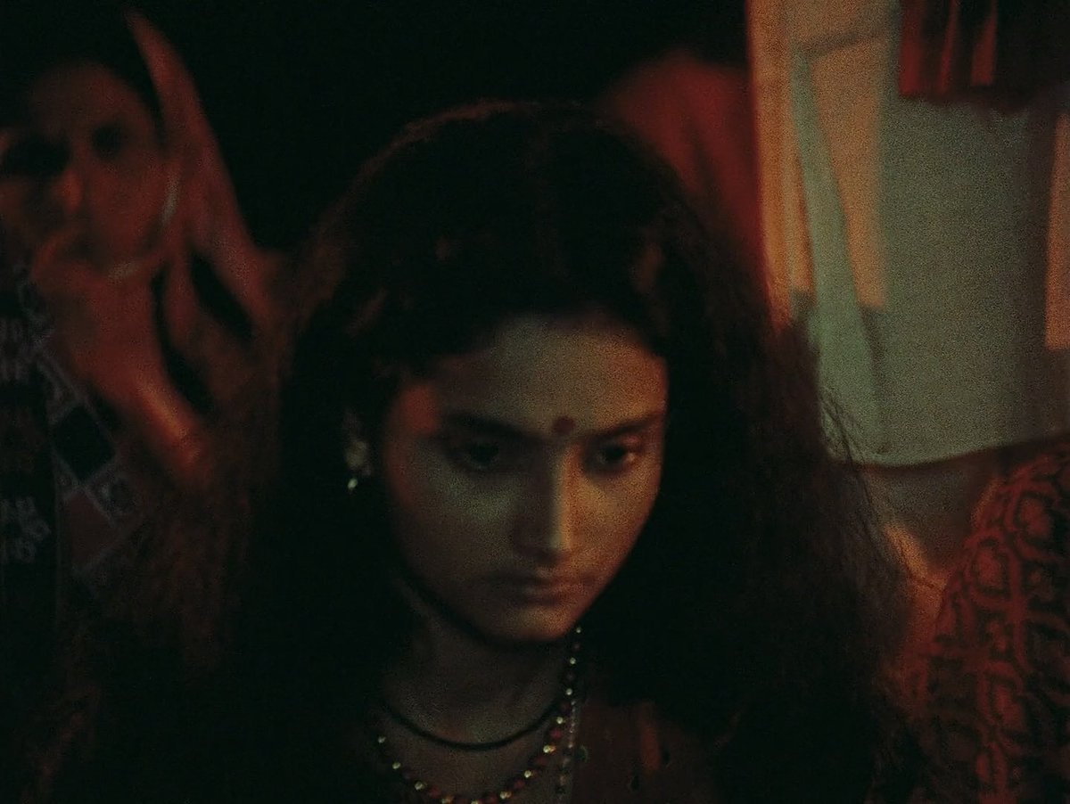 the_ayphu's tweet photo. Triyacharitra 1994 / dir: Basu Chatterjee https://t.co/9WuZRbx5Qd