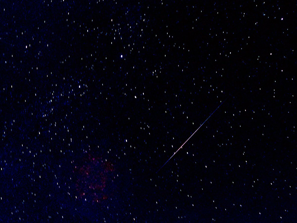 3108yoga's tweet photo. Perseids🌠
https://t.co/swdUBzxlTf
#MeteorShower #Perseids #Japan #Yakushima https://t.co/JK9NSCR6QP