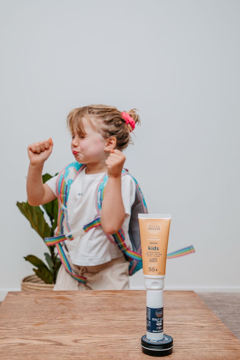 Oceanfreedomco's tweet photo. Best Sun Protection for School: Essential Tips. Protect their skin with daily SPF. From skin checklists to smart application. Keep your children sun-safe.
Read tips: https://t.co/rnLc0BASqU
#Back2SchoolSPF #SkinSmartKids https://t.co/gxRKawW3nW