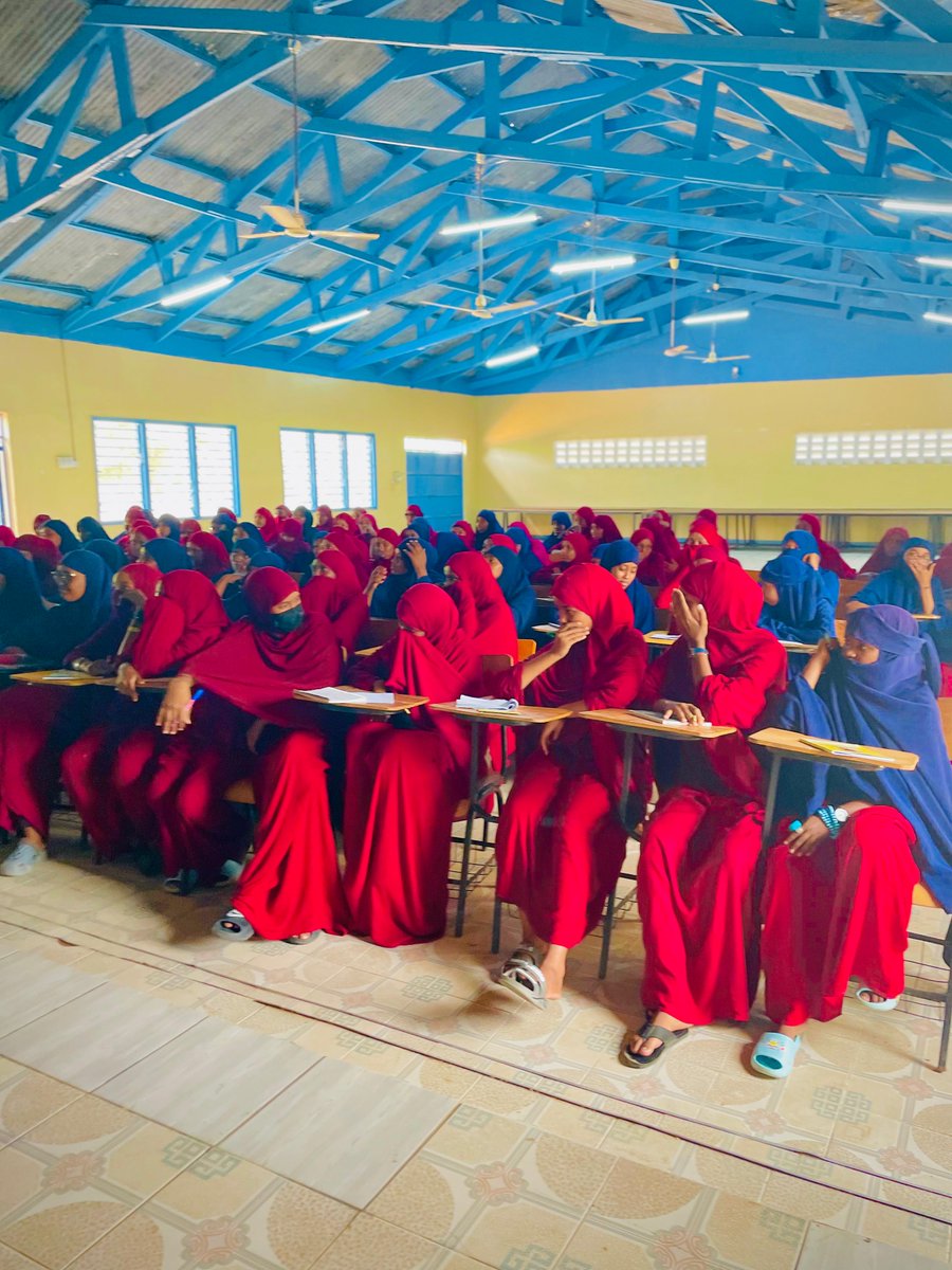 Happy #InternationalYouthDay 2025! 

At #EmpowerWithIT, we’re turning potential into purpose, from digital literacy to coding clubs and mentorship.
We celebrate the energy, innovation &amp; resilience of youth shaping a brighter future! 
#DigitalSkills #CodingForChange #TechForGood