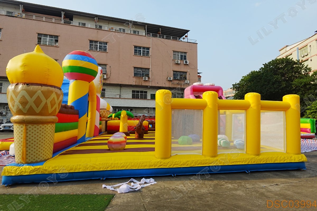 Slilytoys0927's tweet image. Lilytoys big bouncy inflatable outdoor funcity Candy theme park playground for kids
Whatsapp: +8613113312502
Email：saler3@lilytoy.com
#inflatable #funcity #bouncer #Castle