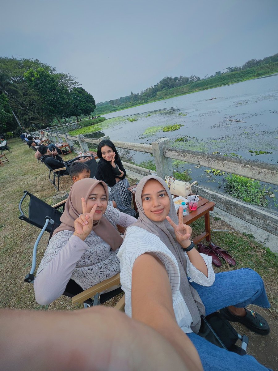 silvimrs12's tweet photo. Madep mantep malah mumet ✌
.
.
.
#Guyu_karo_koncoLarangRegane_guyuDeweAngel_tambane🤭🤣 https://t.co/vLskVrAr4J