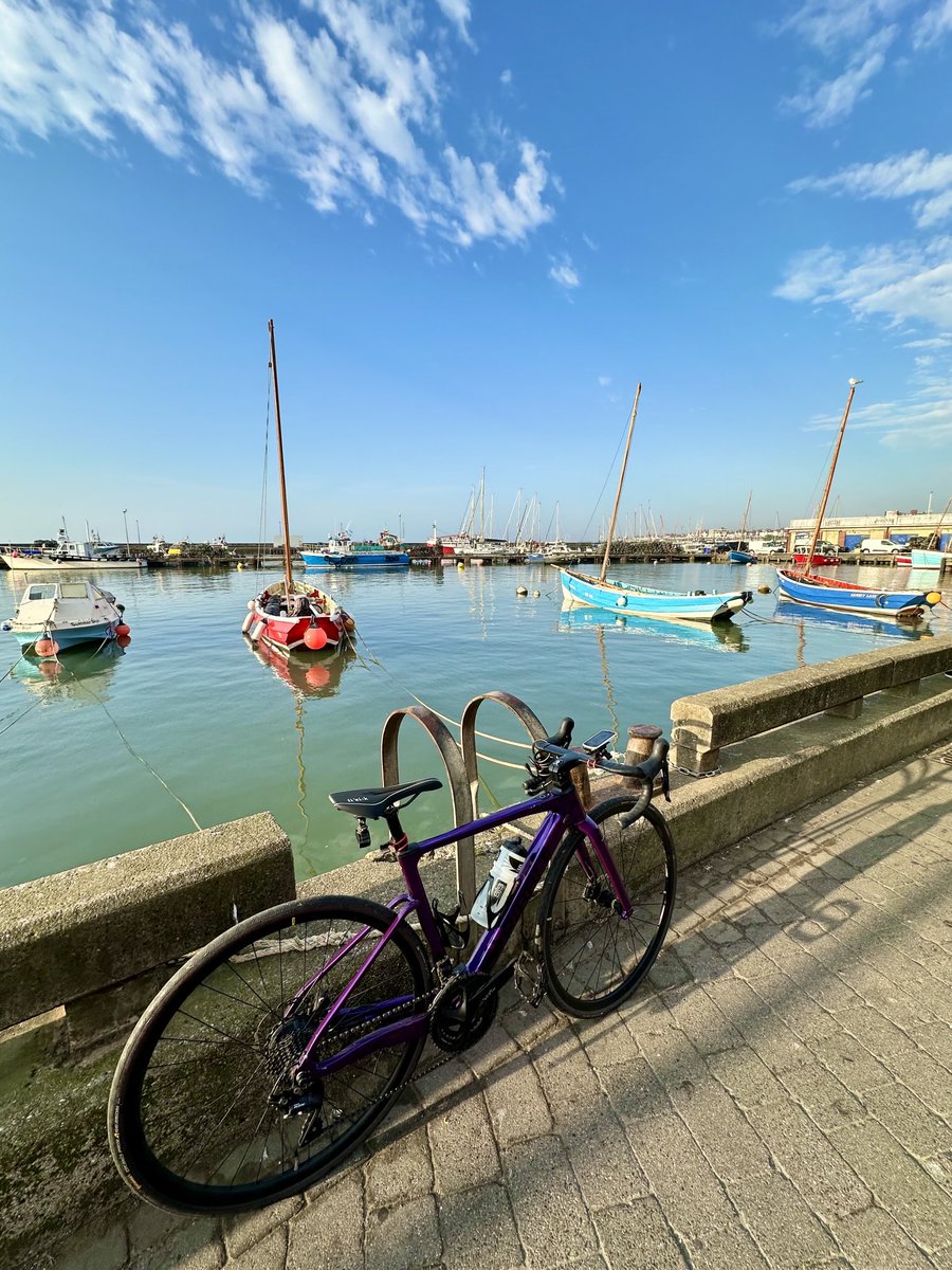 Pre-work pedalling 🚴‍♀️