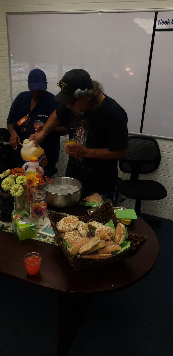 Diana C. Bell tweet media