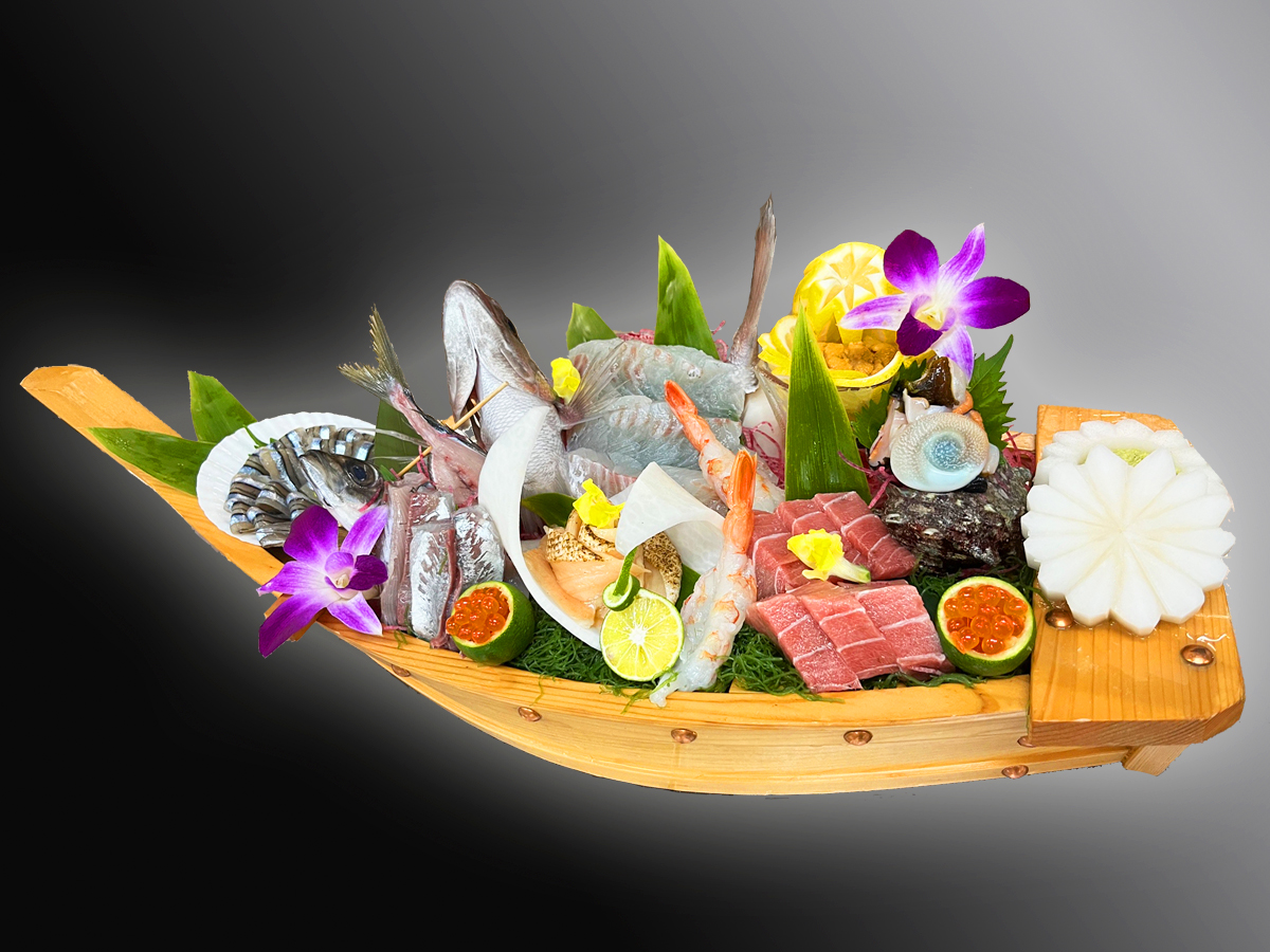 🐟✨地元漁港の新鮮魚介を料理長が豪華舟盛りに！

旬の味覚が一堂に集う圧巻の舟盛🍣
記念日やご褒美旅にぴったり💝
料金1万円（税別）・2〜3名様・5日前予約制📅

📸 写真はイメージです。内容は仕入れ状況により変わります。

#舟盛 #熱海温泉 #美肌の湯 #旅館ステイ