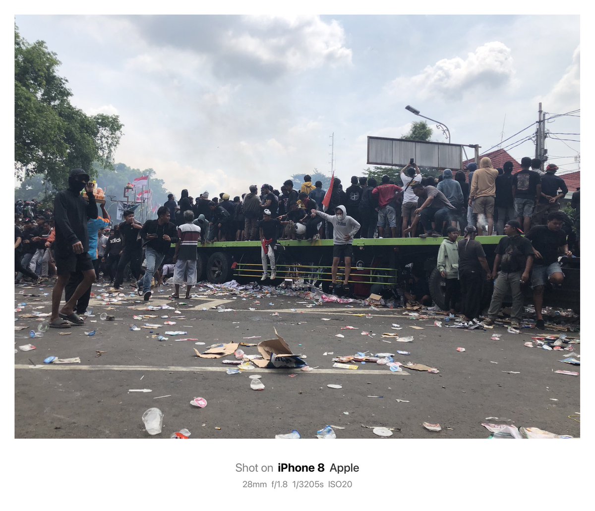 TaryokoL's tweet photo. Kalah jadi abu, menang jadi arang.

Pati
(Ayo jgn mau diprovokasi baik dari dalam atau luar Pati) https://t.co/U9KgbBsJ71