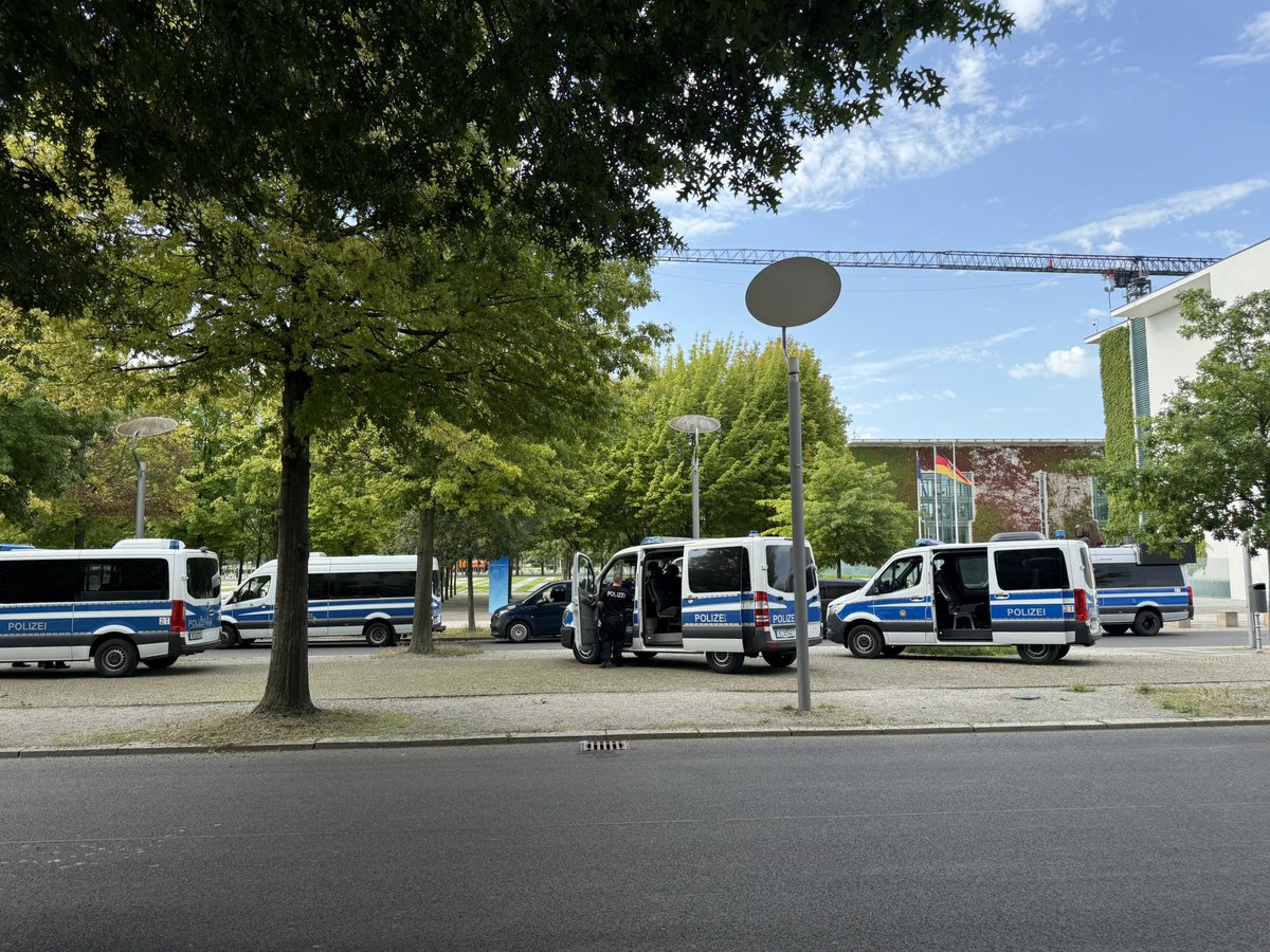 gabor halasz tweet media