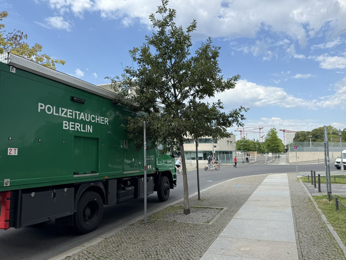 gabor halasz tweet media