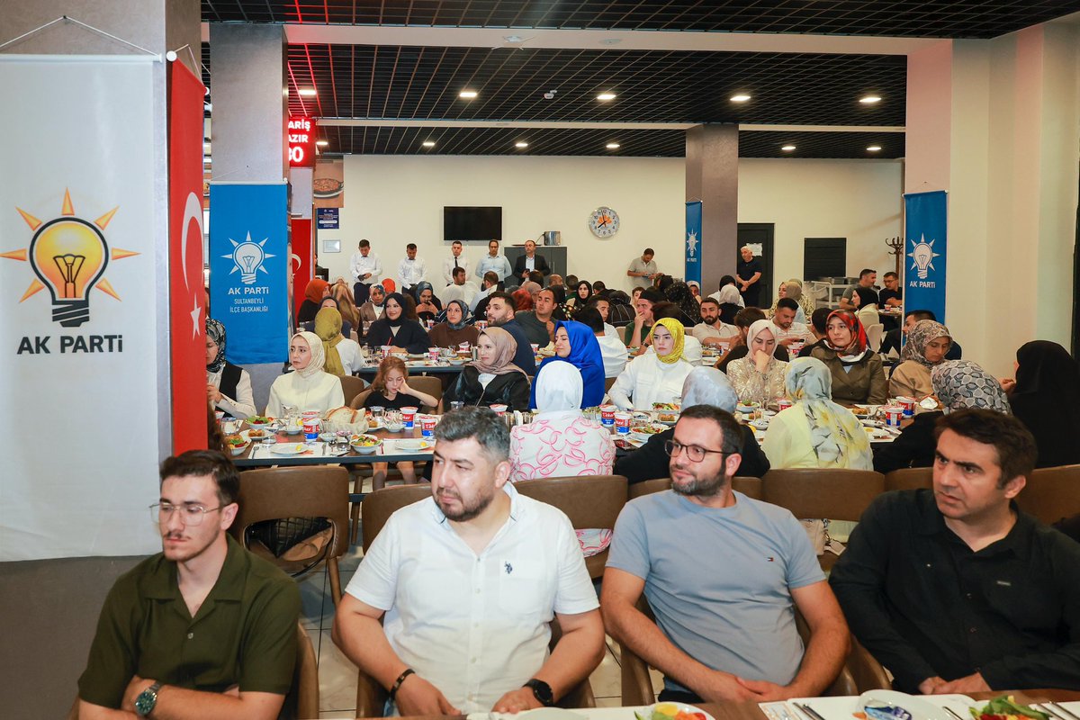 YAHYA ÇELİK (@yahyacelik_) on Twitter photo Sultanbeyli’deyiz🙋🏻♂️
AK Parti’mizin 24. kuruluş yıl dönümü vesilesiyle İlçe Başkanımız Sn. Ayhan Üşdi ve Belediye Başkanımız Sn. Ali Tombaş ile birlikte yol ve dava arkadaşlarımızla bir araya geldik.
Cumhurbaşkanımız Sn. <a href="/RTErdogan/">Recep Tayyip Erdoğan</a>’ın “Artık hiçbir şey eskisi gibi olmayacak” Sultanbeyli’deyiz🙋🏻♂️
AK Parti’mizin 24. kuruluş yıl dönümü vesilesiyle İlçe Başkanımız Sn. Ayhan Üşdi ve Belediye Başkanımız Sn. Ali Tombaş ile birlikte yol ve dava arkadaşlarımızla bir araya geldik.
Cumhurbaşkanımız Sn. <a href="/RTErdogan/">Recep Tayyip Erdoğan</a>’ın “Artık hiçbir şey eskisi gibi olmayacak”