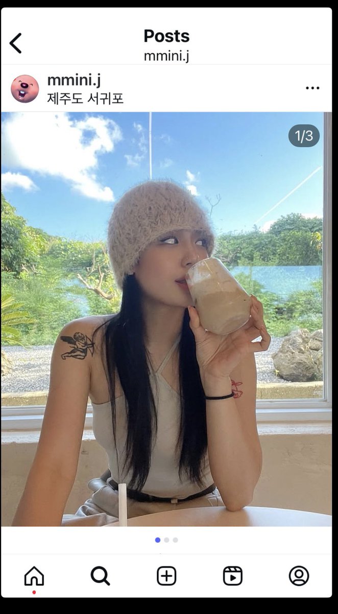 Creator tiktok ชาวเกาหลีที่โดนสังคมไทยกระหน่ำบูลลีี VS สาวจีนใครก็ไม่รู้ ที่แย่งที่คนไทยแข่ง tiktok เซิฟไทยแต่ก็มีคนปกป้อง
อ่านต่อในเม้นค่ะ พื้นที่พิมพ์ไม่พอ #Jigamin지가민 #kuian888 #แบนแน็กชาลี #ขุยอันจุ๊บรูป #ขุยอันจุ๊ปรูป