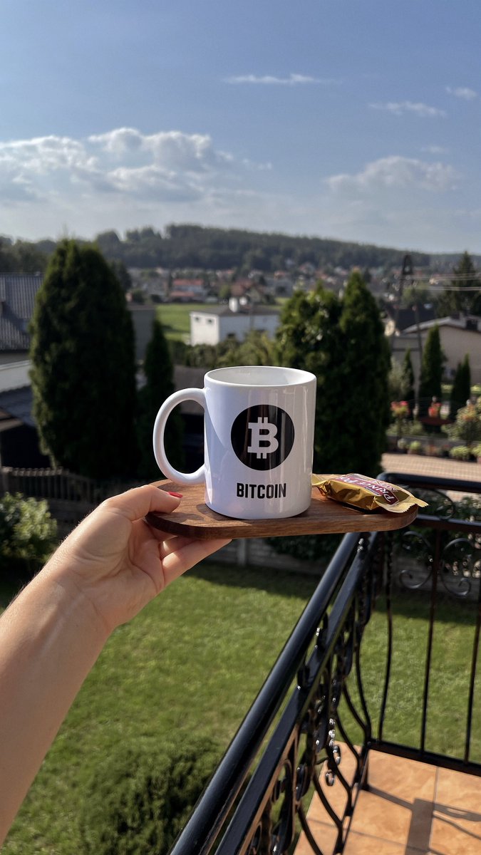 gm an alle Bitcoiner! 
Was gibt euch morgens mehr Energie – Kaffee oder ein steigender #Bitcoin-Kurs? 🚀☕️ #BTC