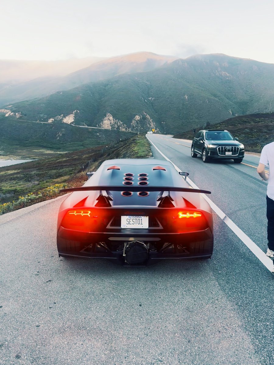 popzzicles's tweet photo. End game today at carweek https://t.co/Ffetr4hIYE