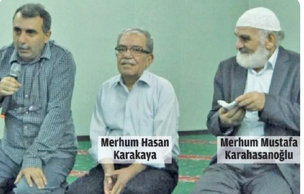 Mustafa Karahasanoğlu Ağabey'in vefat yıldönümü.
Rabbim Mustafa Karahasanoğlu, Hasan Karakaya ve diğer  Müslümanlara rahmet eylesin
<a href="/akittv/">AKİT TV</a> 
<a href="/yeniakit/">Yeni Akit Gazetesi</a>