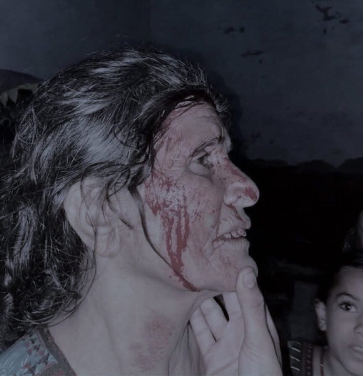 باجوڑ آپریشن کے ایک ماں کی خالت،بس اتنا سوچے کہ اگر یہ آپ کی ماں ہوتی تو آپ کی کیا خالت ہوتی؟
#Bajwar