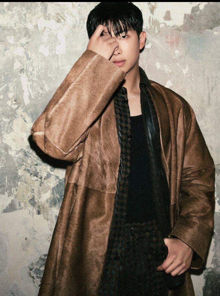 Bisa ga jangan cakep cakep. Banyak saingan nanti aku😭