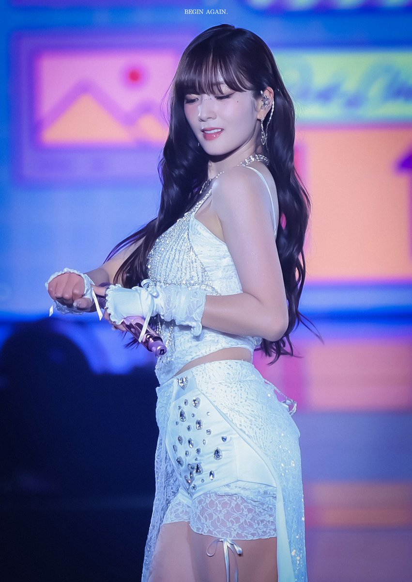 241222 2024 Apink 7th CONCERT [#PINKCHRISTMAS] HQ

우리 보미언니 생일축하해요~💖

#윤보미 #에이핑크 #BOMI #APINK #ボミ #エーピンク