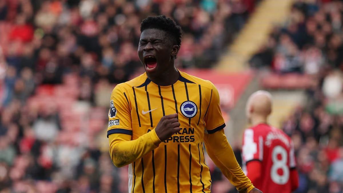 🚨 BREAKING! A official bid from #mufc for Carlos Baleba is imminent after a board meeting held on Tuesday with Ruben Amorim. 

Amorim made it clear that Carlos Baleba is a must-signing for this summer and the club’s credit facility is in place, so they’re ready to make a move.