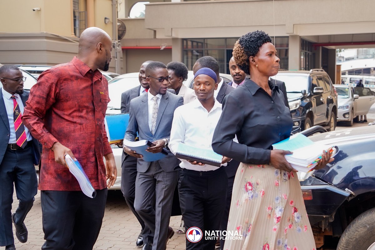 Saasi (@sasmvn) on Twitter photo Alongside other comrades, leaders, and lawyers from <a href="/NUP_Ug/">National Unity Platform</a>, we were at the Constitutional Court today filing a Petition to outlaw the recent UPDF Amendment Act that drags civilians back into the jurisdiction of military courts. Be sure we'll do our very best to win this ✊! Alongside other comrades, leaders, and lawyers from <a href="/NUP_Ug/">National Unity Platform</a>, we were at the Constitutional Court today filing a Petition to outlaw the recent UPDF Amendment Act that drags civilians back into the jurisdiction of military courts. Be sure we'll do our very best to win this ✊!