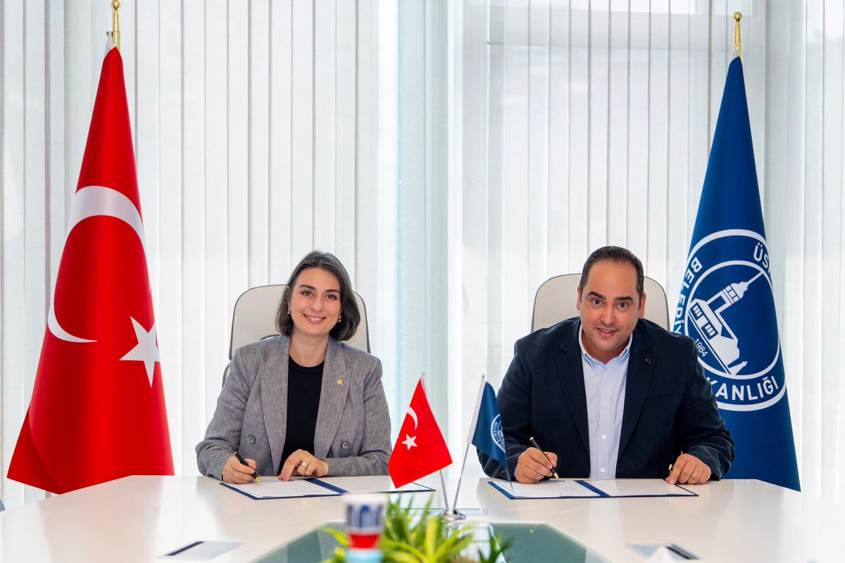 Sinem Dedetaş tweet media