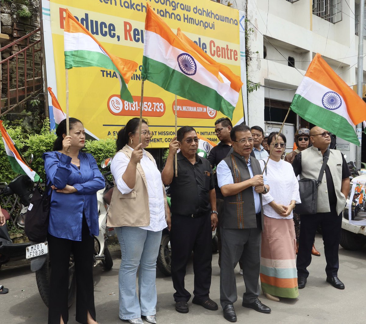 MabiakiChhangte's tweet photo. Vawin 13rd.August.2025 hian Harghar Tiranga .Tiranga Yatra .Two Wheeler Rally neiin kan  State President leh kan MLA ni bawkPu  Dr K. Beichhuan Flagged Off na hun a hmang .#HarGharTiranga #TirangaYatra #TwoWheelerRally @BJPMahilaMorcha @BJP4India https://t.co/1xwB2TOxd8
