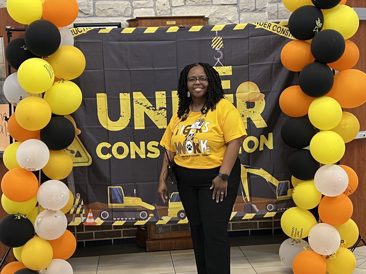 Lateashia Majors tweet media