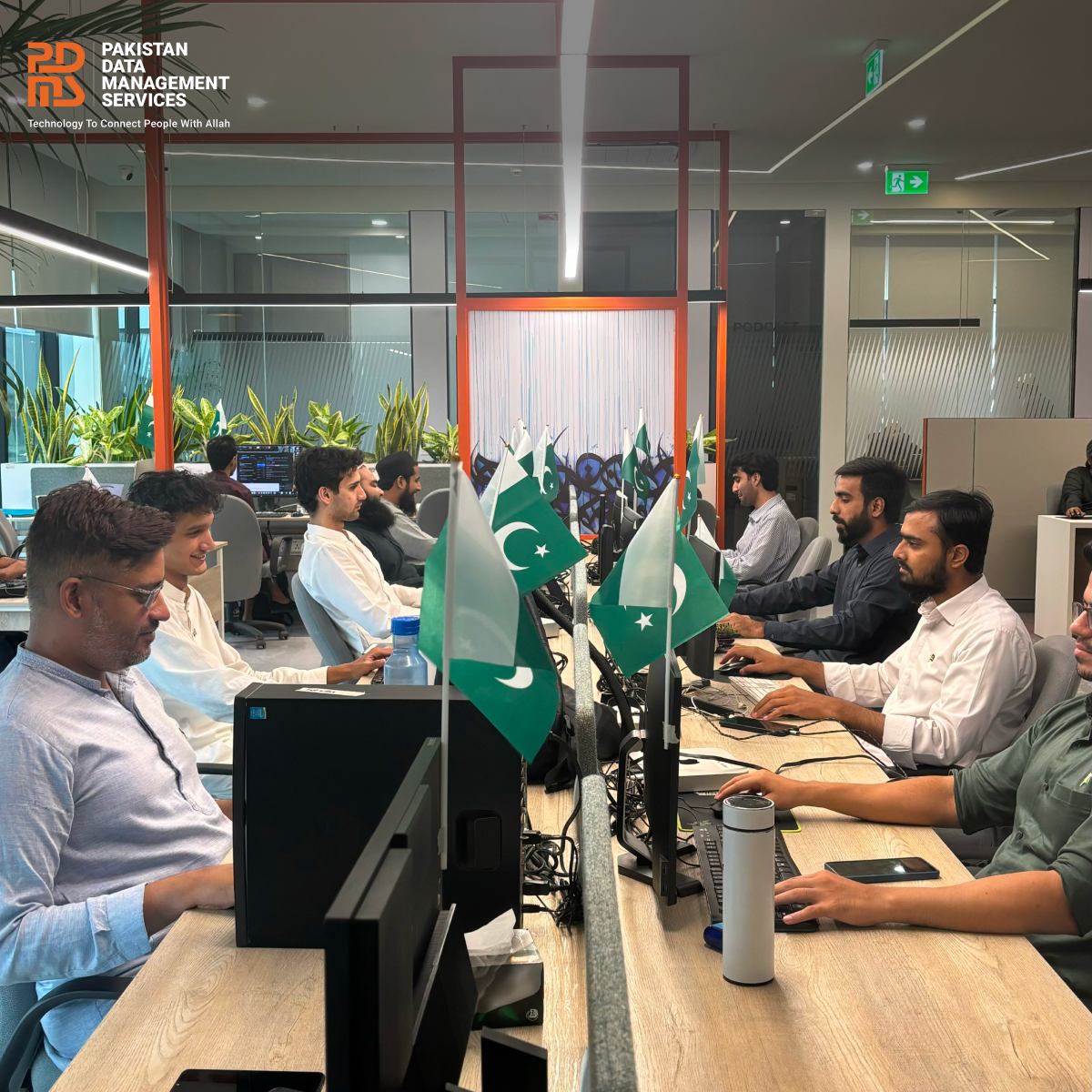 Pakdata1's tweet image. This Independence Day, our Pakistan Data Management Services family came together to celebrate not just with flags and colors, but with hearts full of gratitude.

#PDMS #IndependenceDay #PakistanZindabad #GratitudeToPakistan